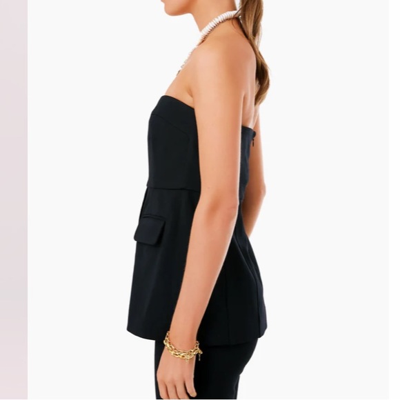 Noir Marnie Top
TUCKERNUCK - Picture 4 of 13